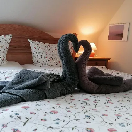 Fw Loennies Appartement Prerow